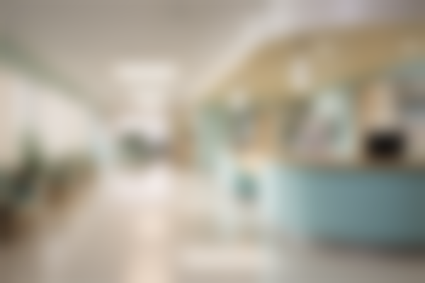 中山亮美口腔门诊部