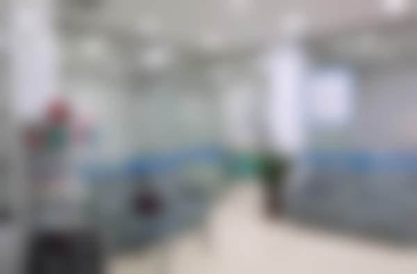 深圳万东医院口腔中 心医生团队及骨干医生简介