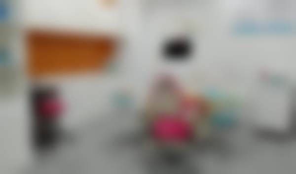 广州邓振威口腔门诊部价格表/收费标准