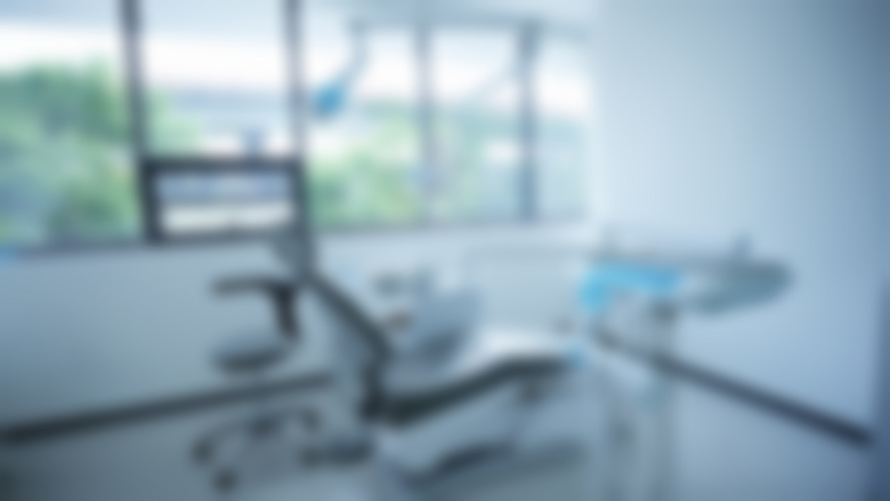 成都团圆口腔韩系种植牙（含基台全瓷冠）2680元起，直播种牙+数字化导板精准种植！ 