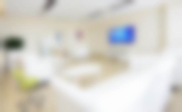 深圳美莱口腔威兰德全瓷牙冠2500元起，高纯度材料打造，1 - 2周恢复实现持久美观！ 