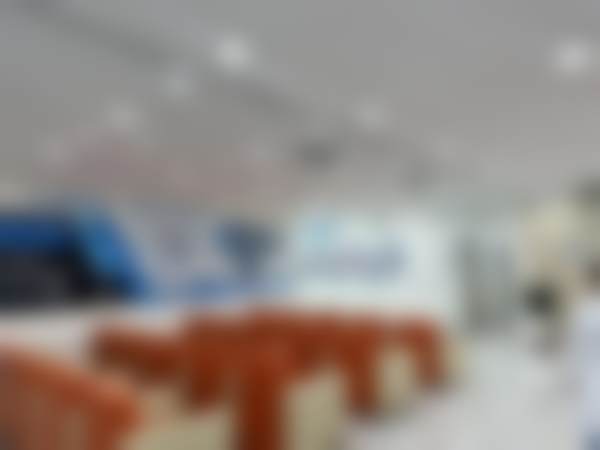 三、西宁中诺口腔成人超声波洗牙 + 抛光的设备与医师