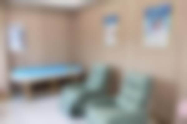 武汉武昌区自在视眼科诊所武昌自在视眼科诊所沙发